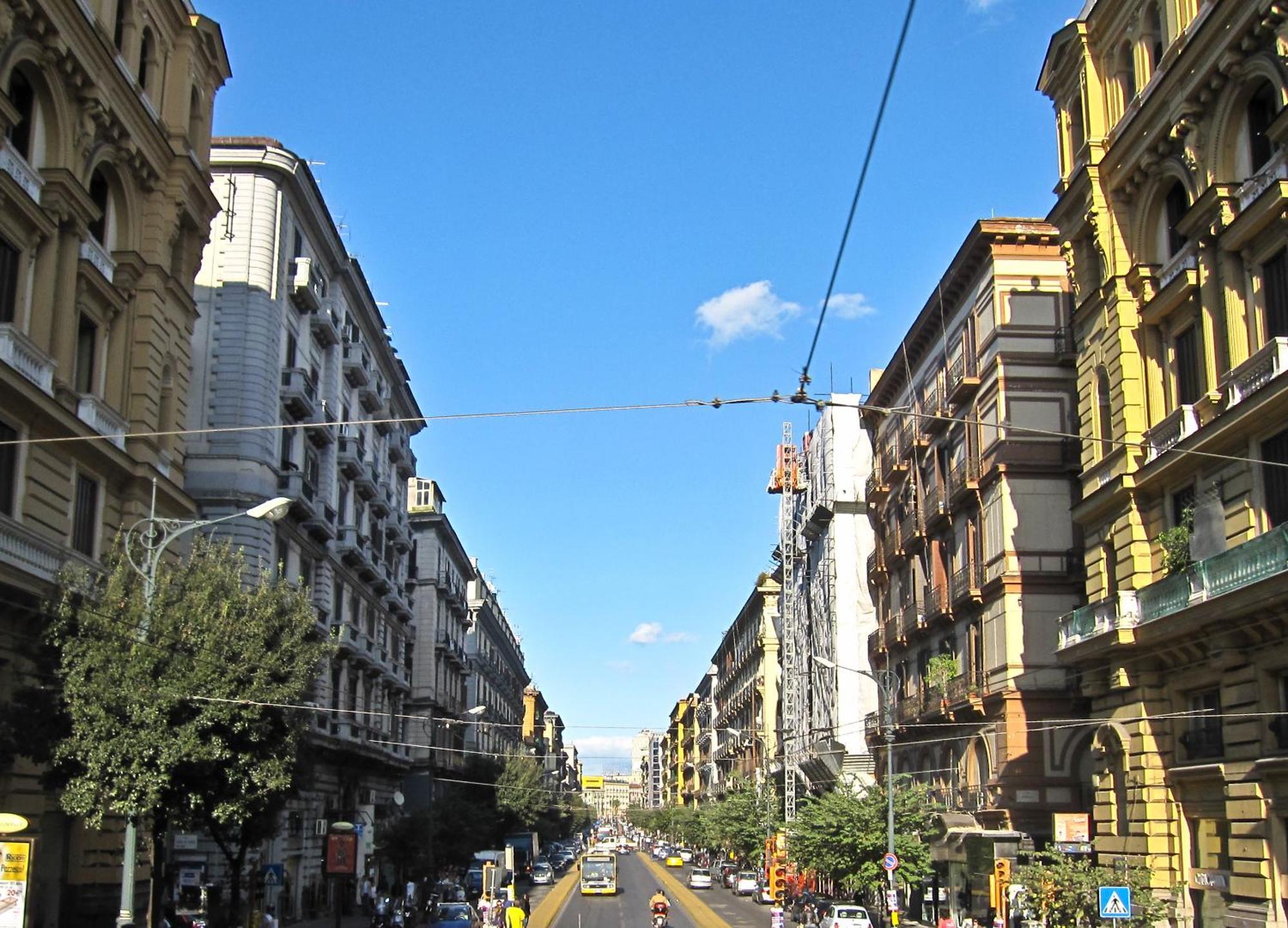 Fafa Apartment City Center Naples Exterior photo